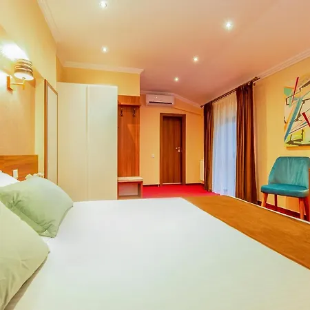 Bucur 9 3* 부쿠레슈티