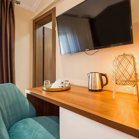 Bucur 9 3* Boekarest