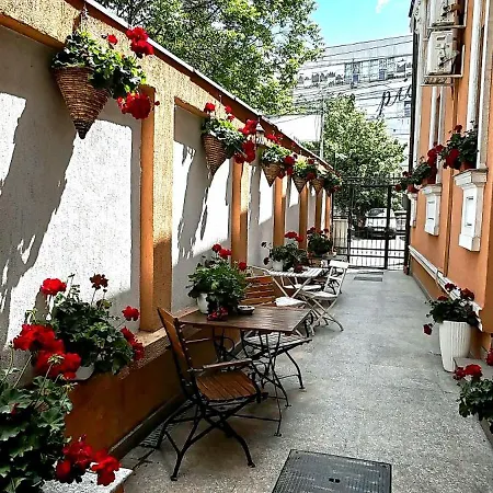 Bucur 9 Guest house 3*