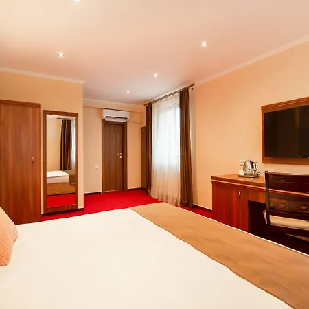 Bucur 9 3* Bucharest